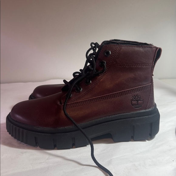 Gently used Timberland Boots Women's ReBOTL Shoes size 9 - Picture 2 of 5